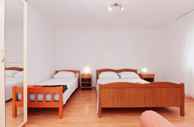 Adrian Apartments/ Jozo Martinovic Муртер Екстериор снимка